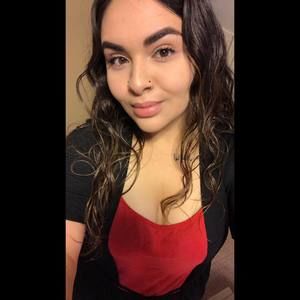 Meet your Posher, Alicia